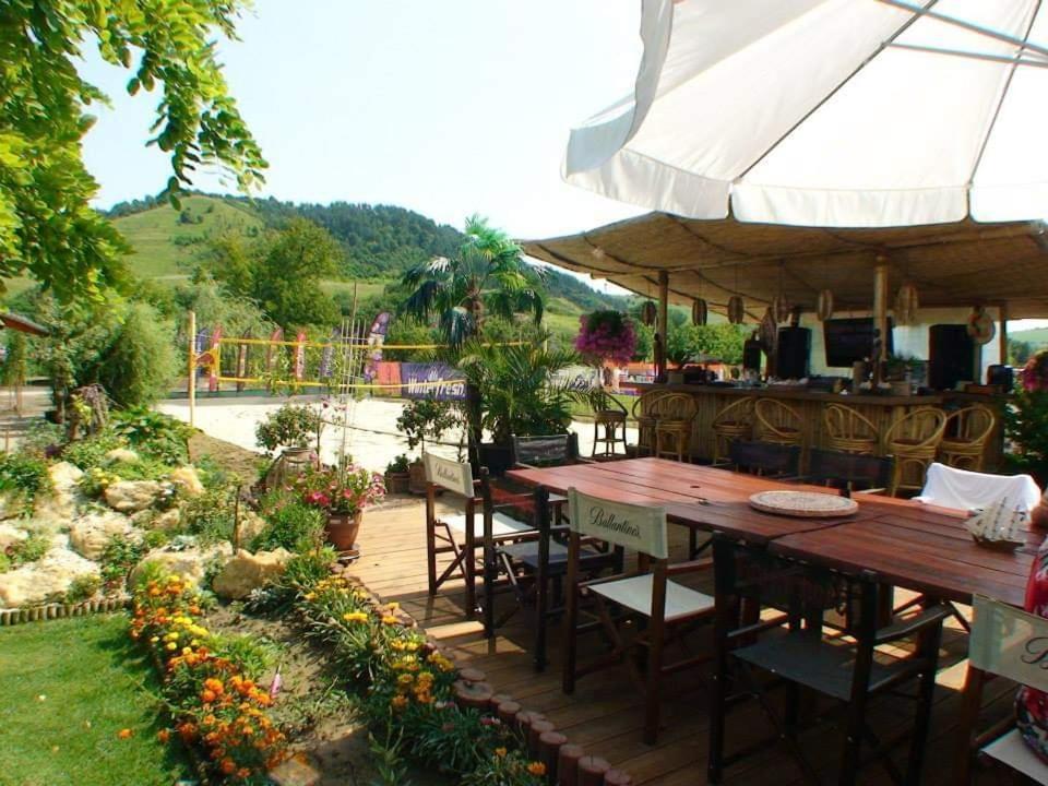 Holiday Vendeghaz Es Szabadidokert Jardanhaza Luaran gambar