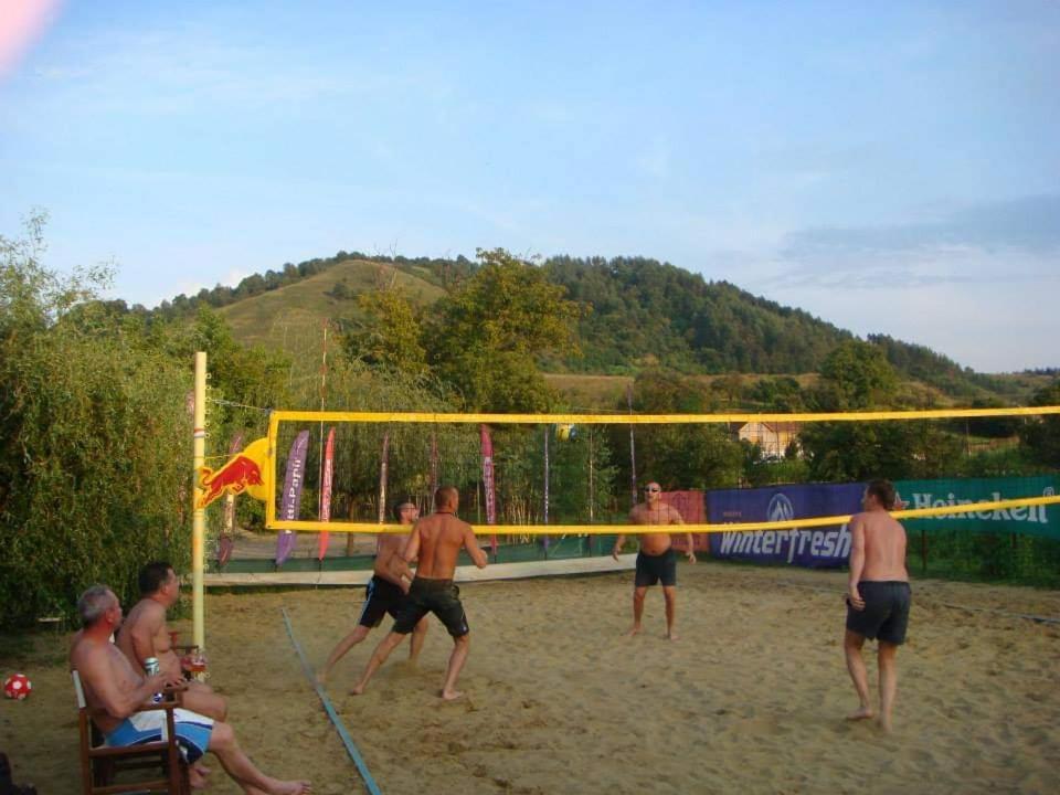 Holiday Vendeghaz Es Szabadidokert Jardanhaza Luaran gambar